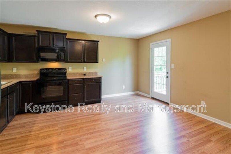 1721 Thistlewood Drive property image