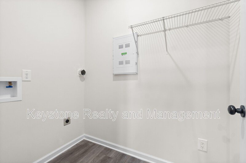 229 E. Johnson Circle Unit A-103 property image