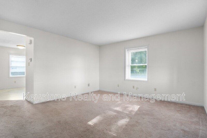 286 Thompsonville Lane Unit 103 property image