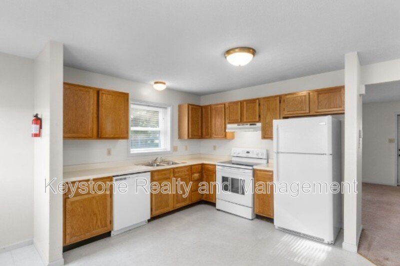 286 Thompsonville Lane Unit 103 property image