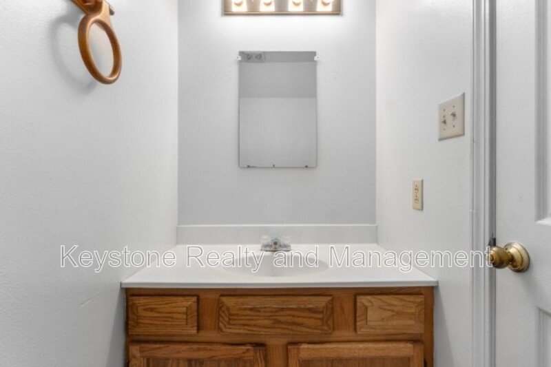 286 Thompsonville Lane Unit 103 property image