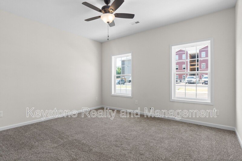 229 E. Johnson Circle Unit A-103 property image