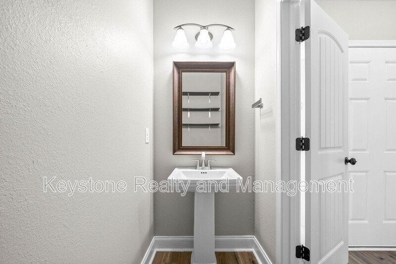 1236 Winterset Drive property image