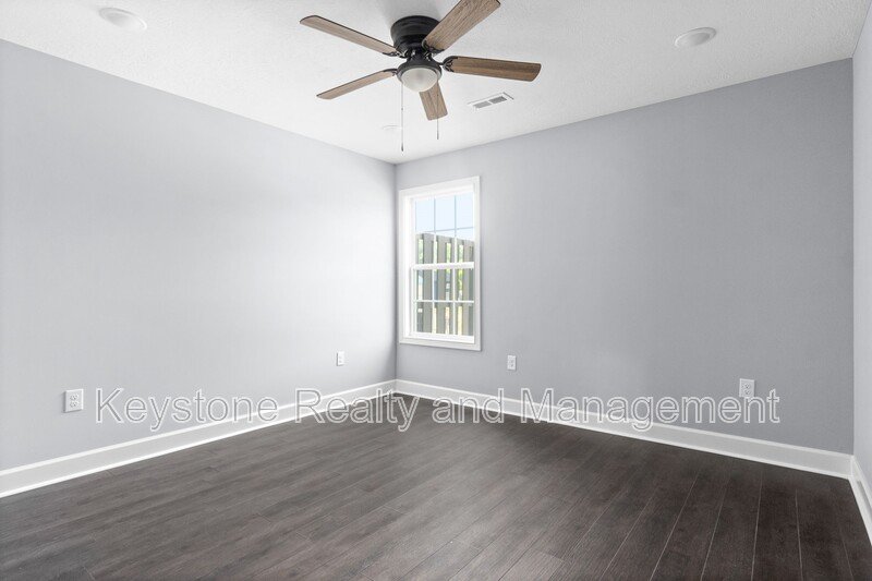 111 Robertson Hill Road Unit 7 property image