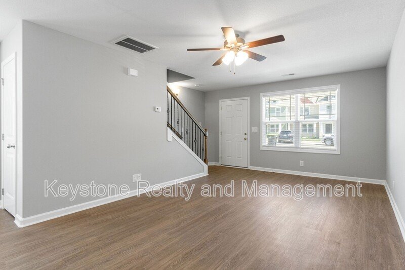 206 Woodland Valley Lane property image