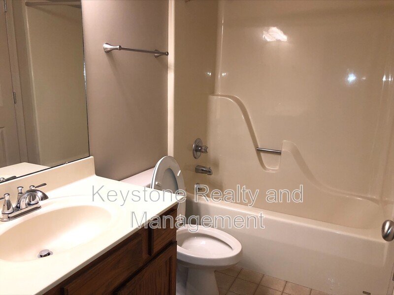 5869 Julien Road property image
