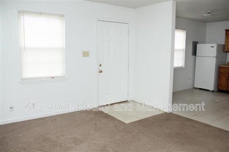 1375 Thompsonville Lane property image
