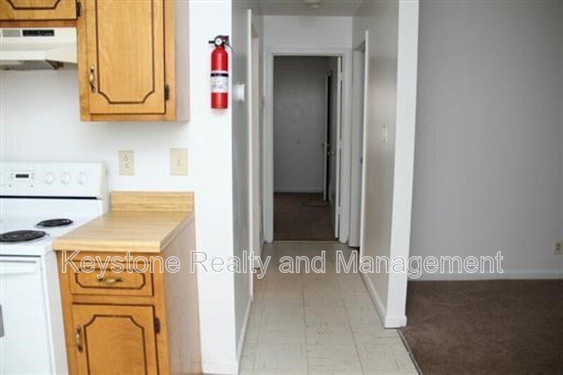 1375 Thompsonville Lane property image