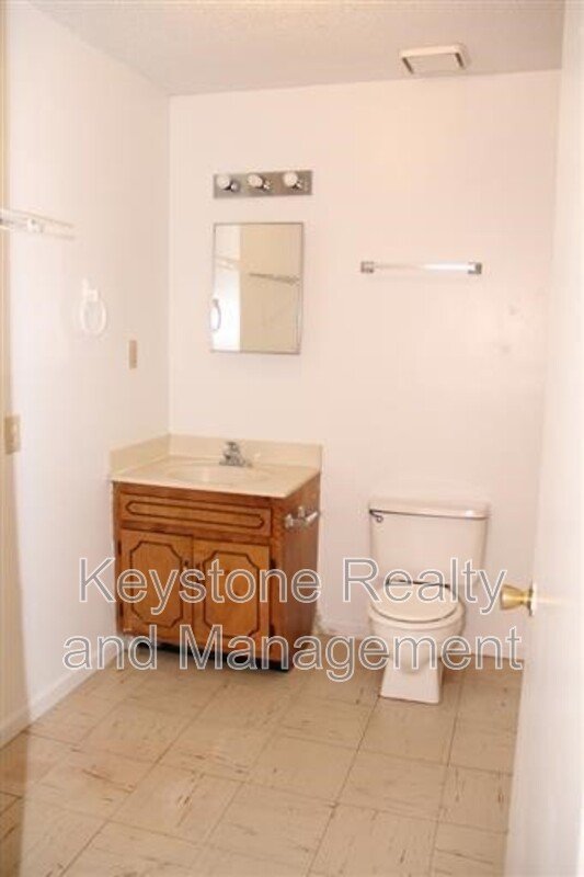 1375 Thompsonville Lane property image