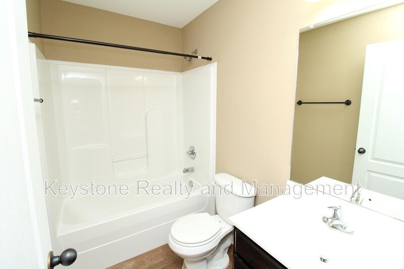 1721 Thistlewood Drive property image