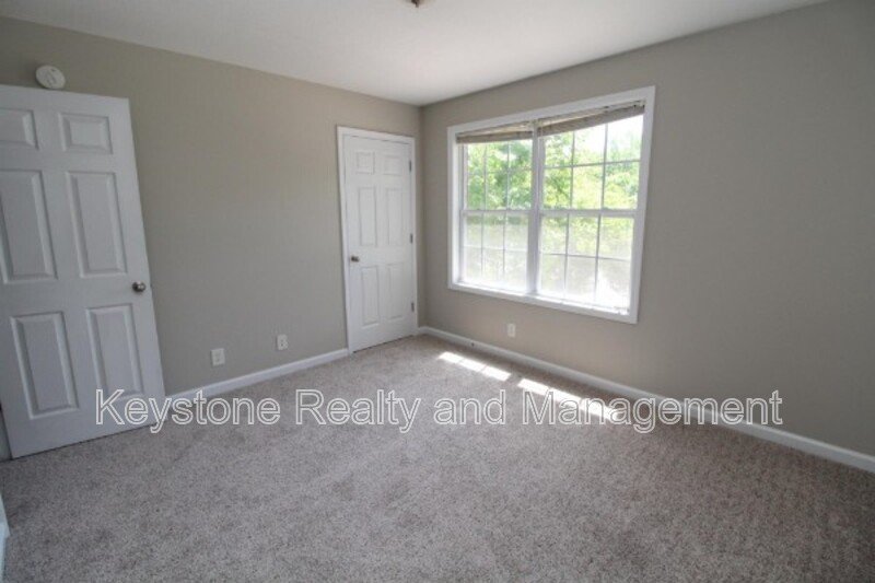 938 Cumberland Drive Unit B property image