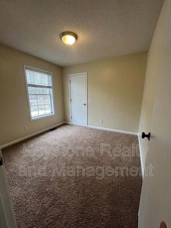 404 Sideline Drive property image