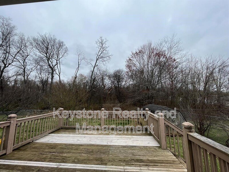 404 Sideline Drive property image