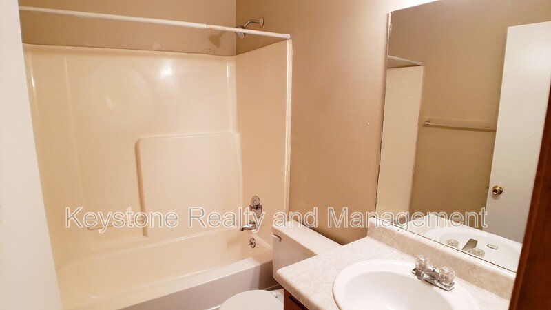 706 Peachers Drive Unit B property image