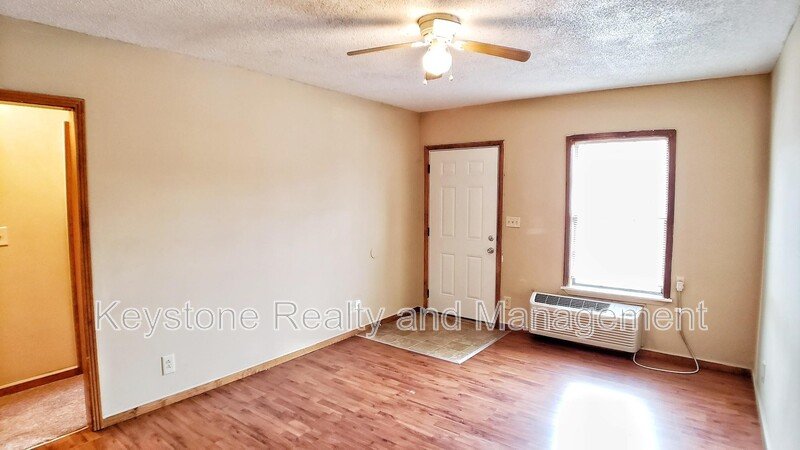 706 Peachers Drive Unit B property image