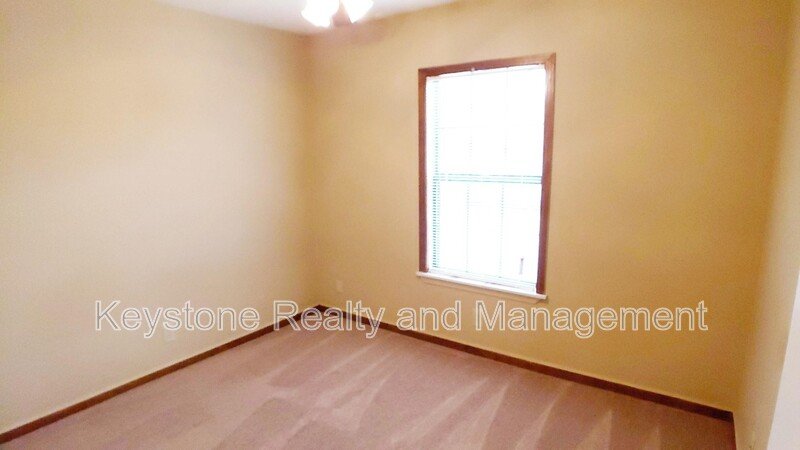 706 Peachers Drive Unit B property image