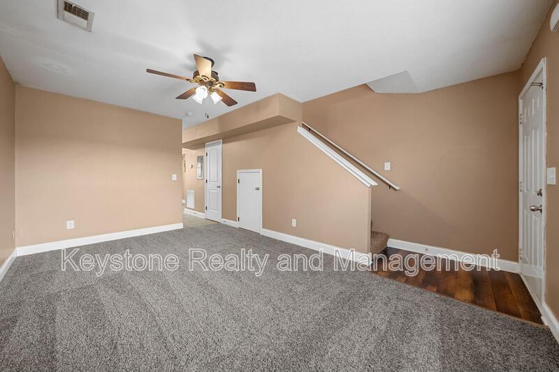 2296 McCormick Lane Unit J property image