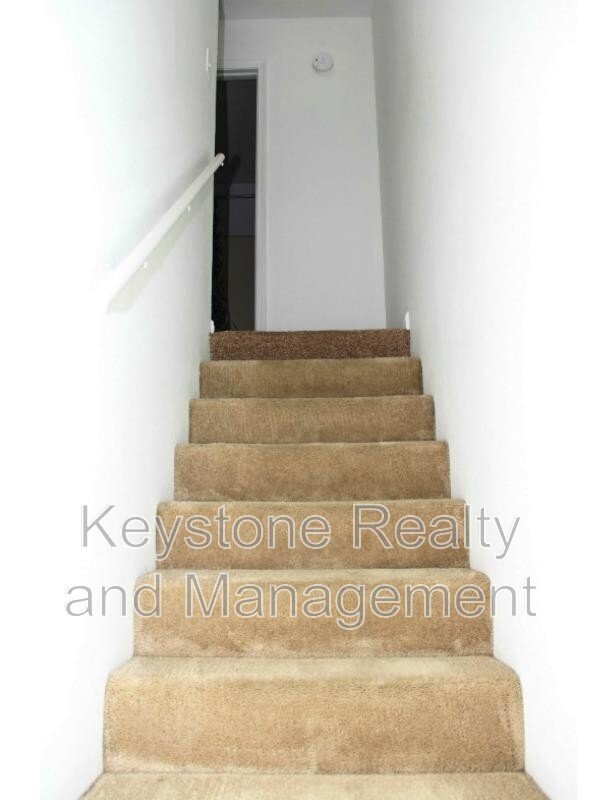 1375 Thompsonville Lane property image