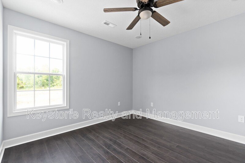 111 Robertson Hill Road U nit 12 property image