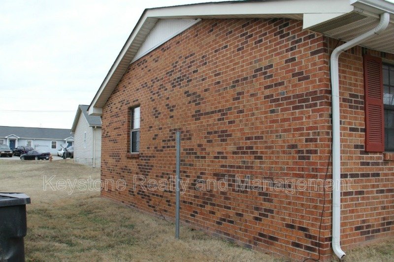 1375 Thompsonville Lane property image