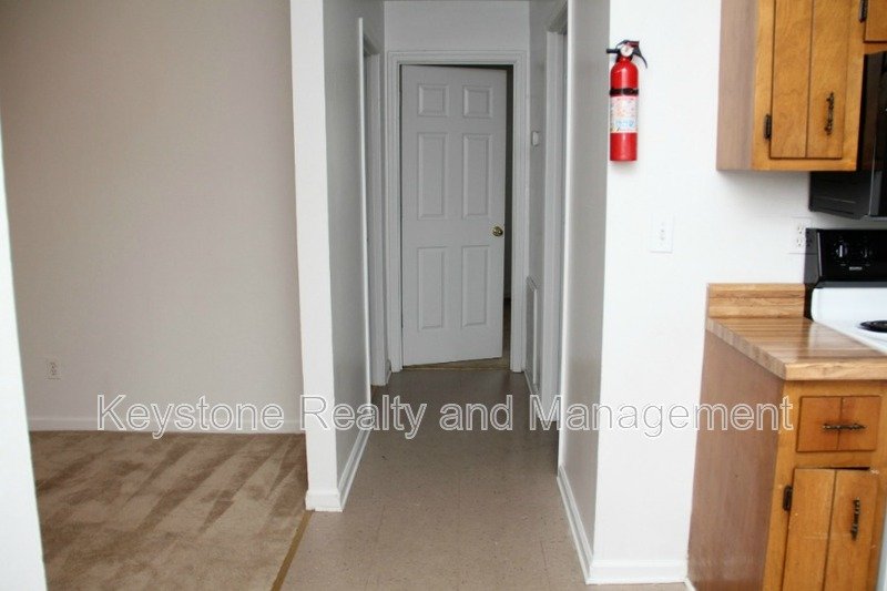 1375 Thompsonville Lane property image