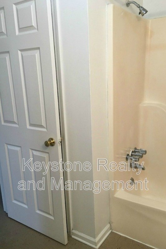 1375 Thompsonville Lane property image
