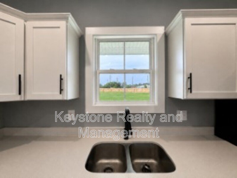 605 Colonette Drive property image