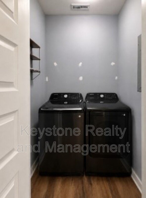 605 Colonette Drive property image