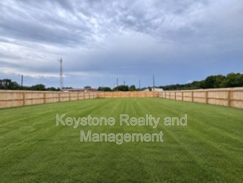 605 Colonette Drive property image