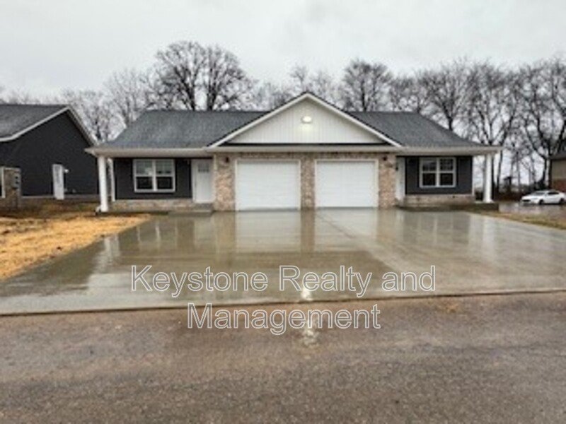 101 Mace Lane Unit B property image
