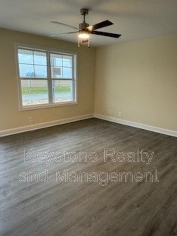 101 Mace Lane Unit B property image