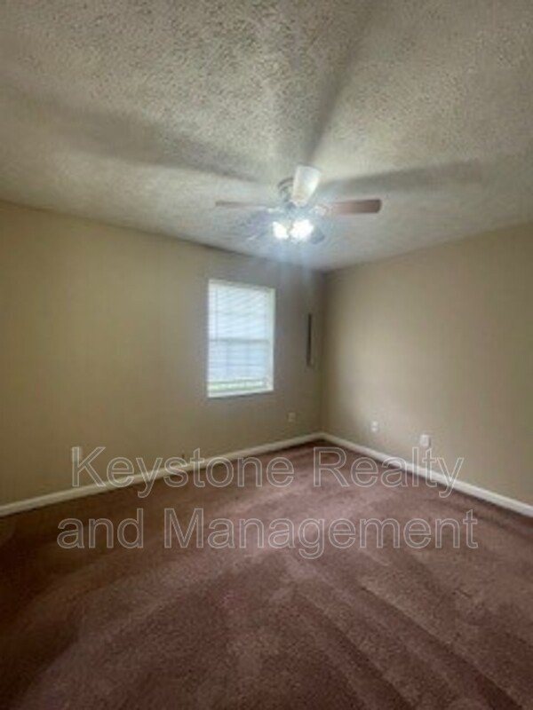 298 Thompsonville Lane Unit 702 property image