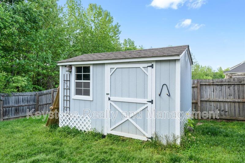 1405 Mutual Drive property image