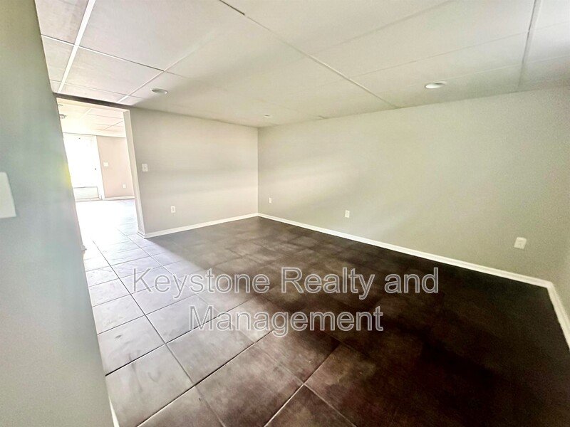 18 Edgehill Drive Unit B property image