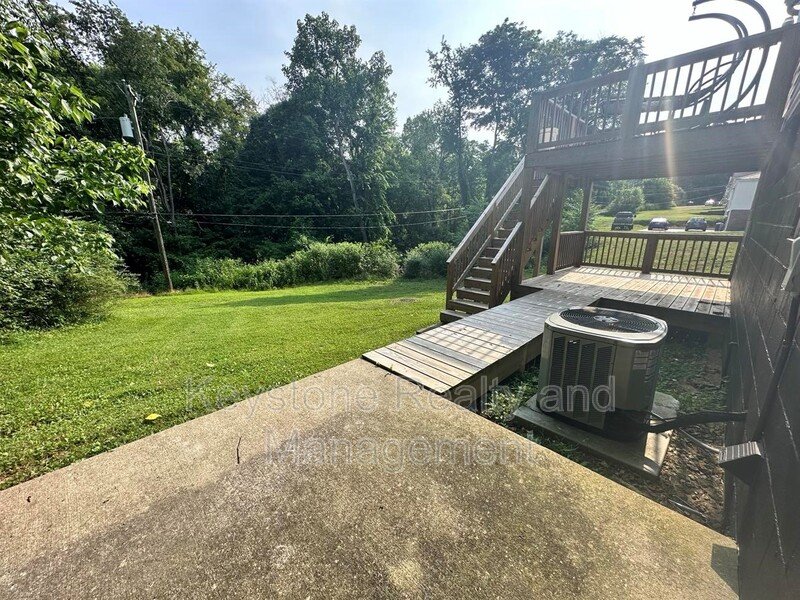 18 Edgehill Drive Unit B property image
