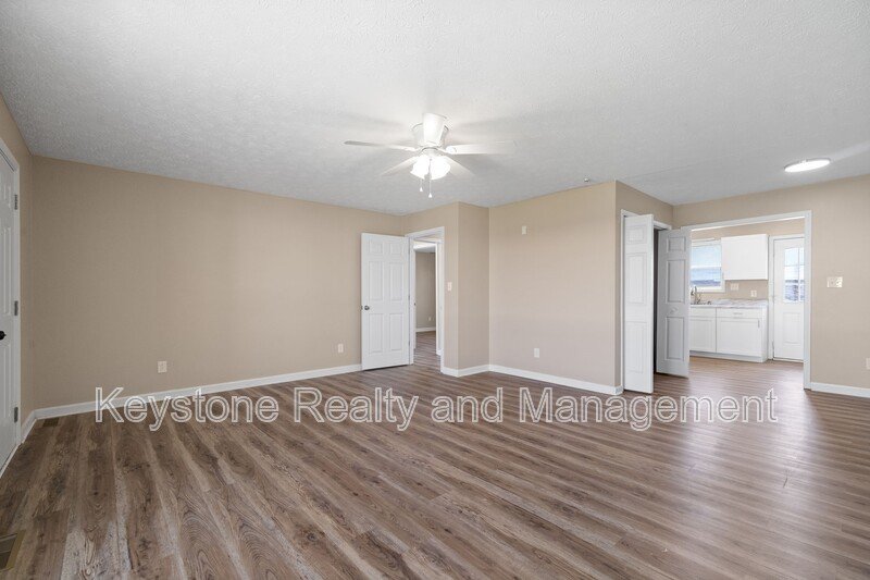 290 Thompsonville Lane Unit 303 property image