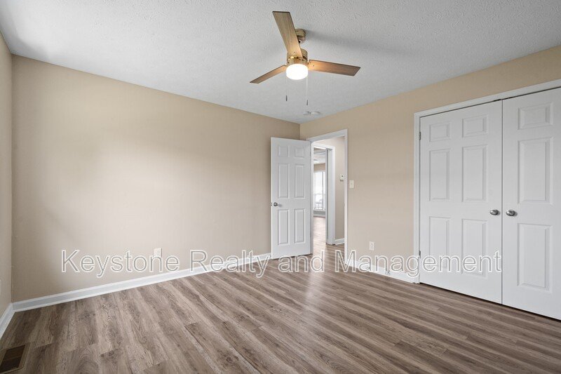 290 Thompsonville Lane Unit 303 property image