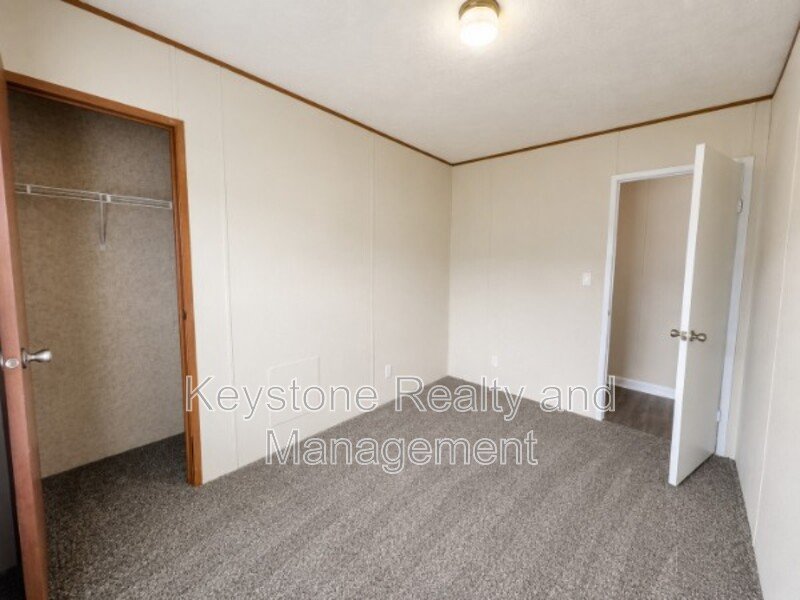 726 Trevor Lane property image