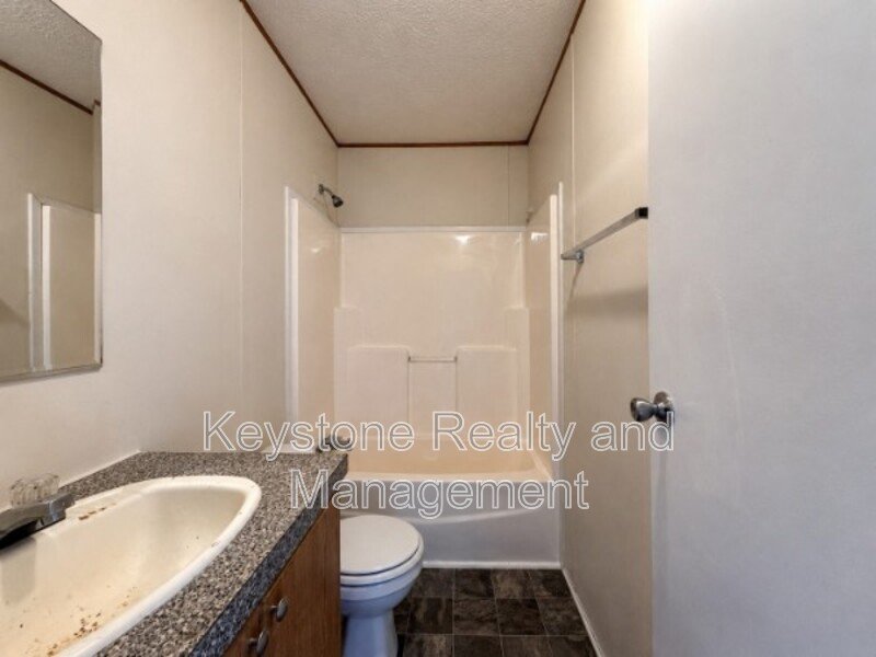 726 Trevor Lane property image