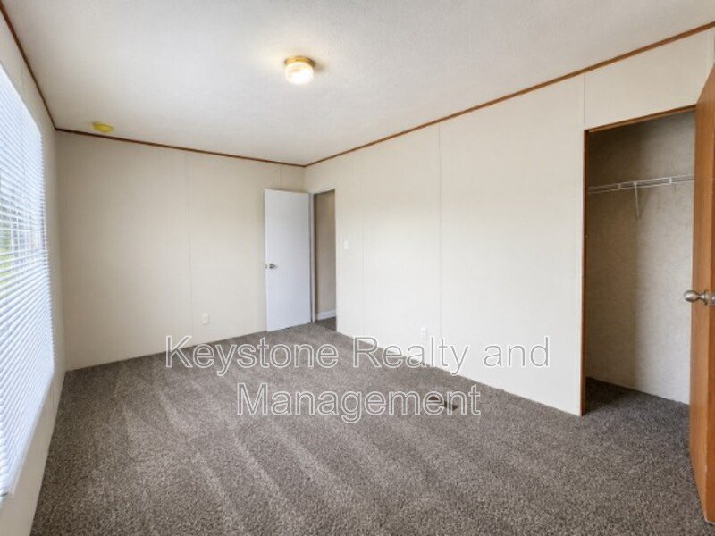 726 Trevor Lane property image