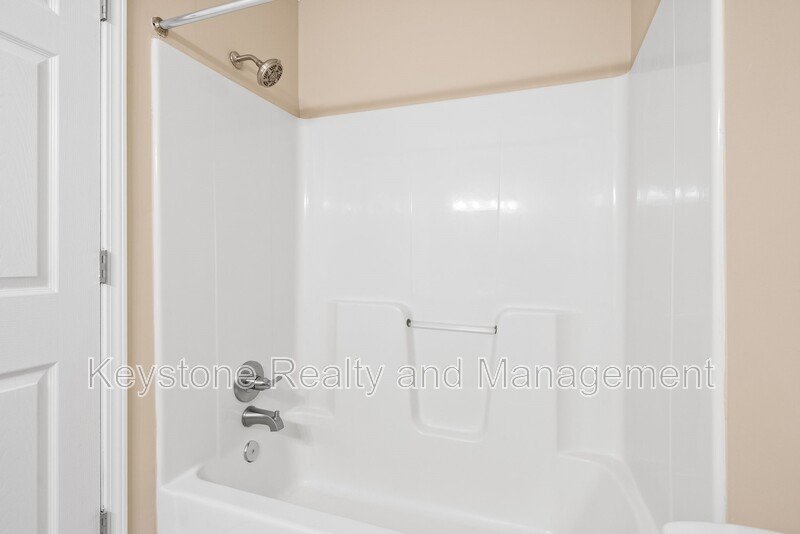 308 Thompsonville Lane Unit 802 property image
