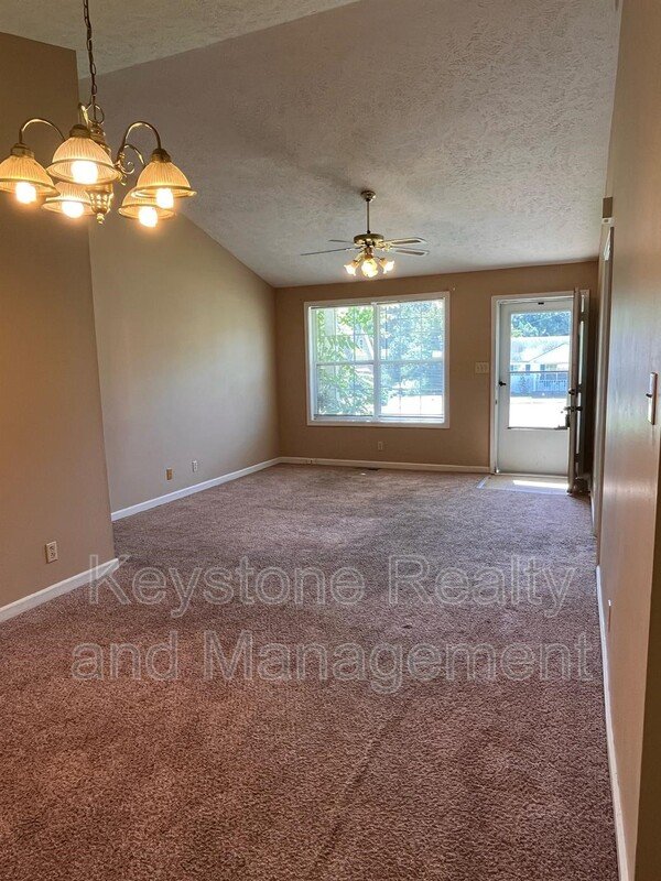 665 Artic Avenue property image