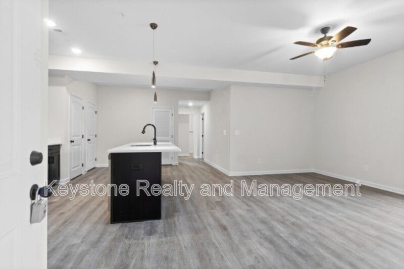 229 E. Johnson Circle Unit B-310 property image