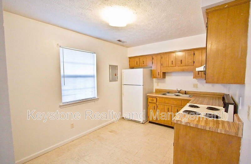 1375 Thompsonville Lane Unit 18 property image