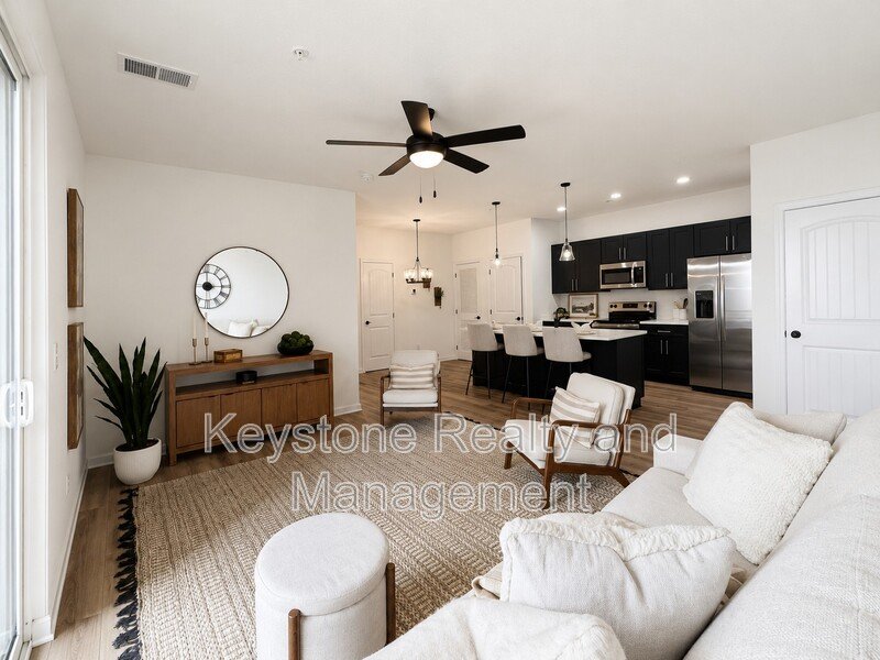 2425 Pea Ridge Road Unit A-201 property image