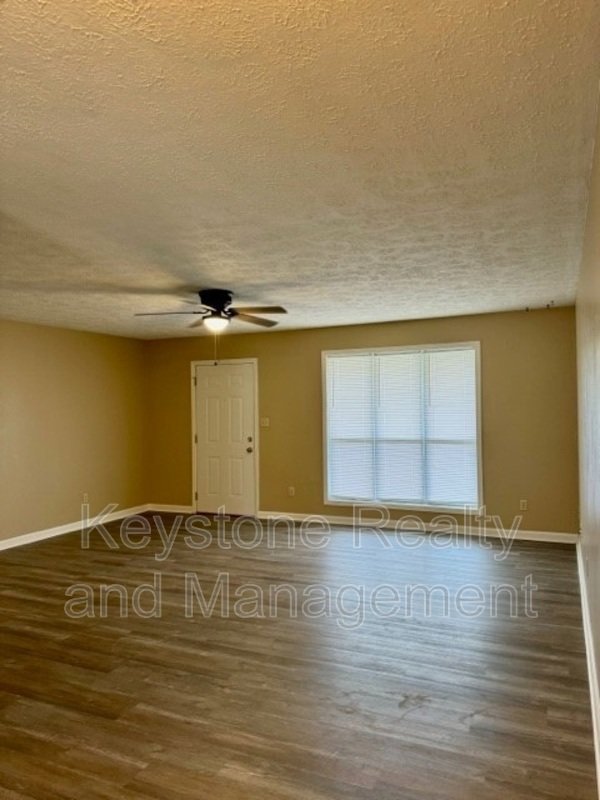 306 Thompsonville Lane Unit 905 property image