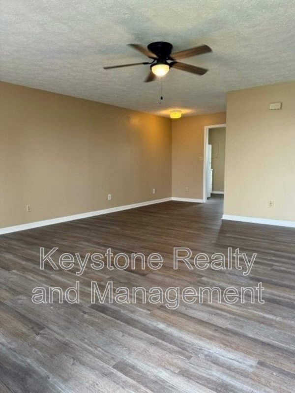 306 Thompsonville Lane Unit 905 property image