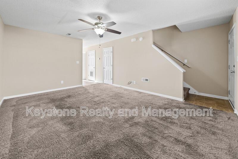 816 Oak Arbor Court property image