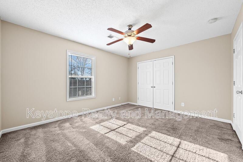 816 Oak Arbor Court property image