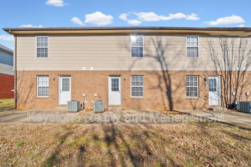 816 Oak Arbor Court property image